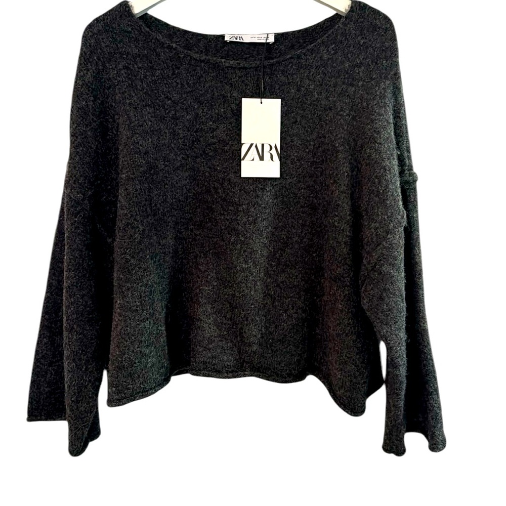 NWT Zara Sweater